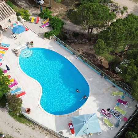 Hotel Les Hauts De Moureze Luaran gambar