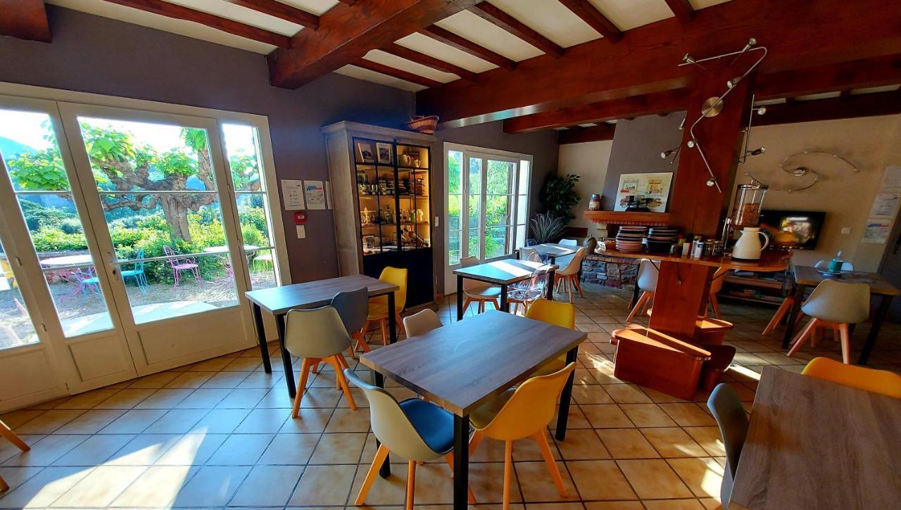 Hotel Les Hauts De Moureze Luaran gambar