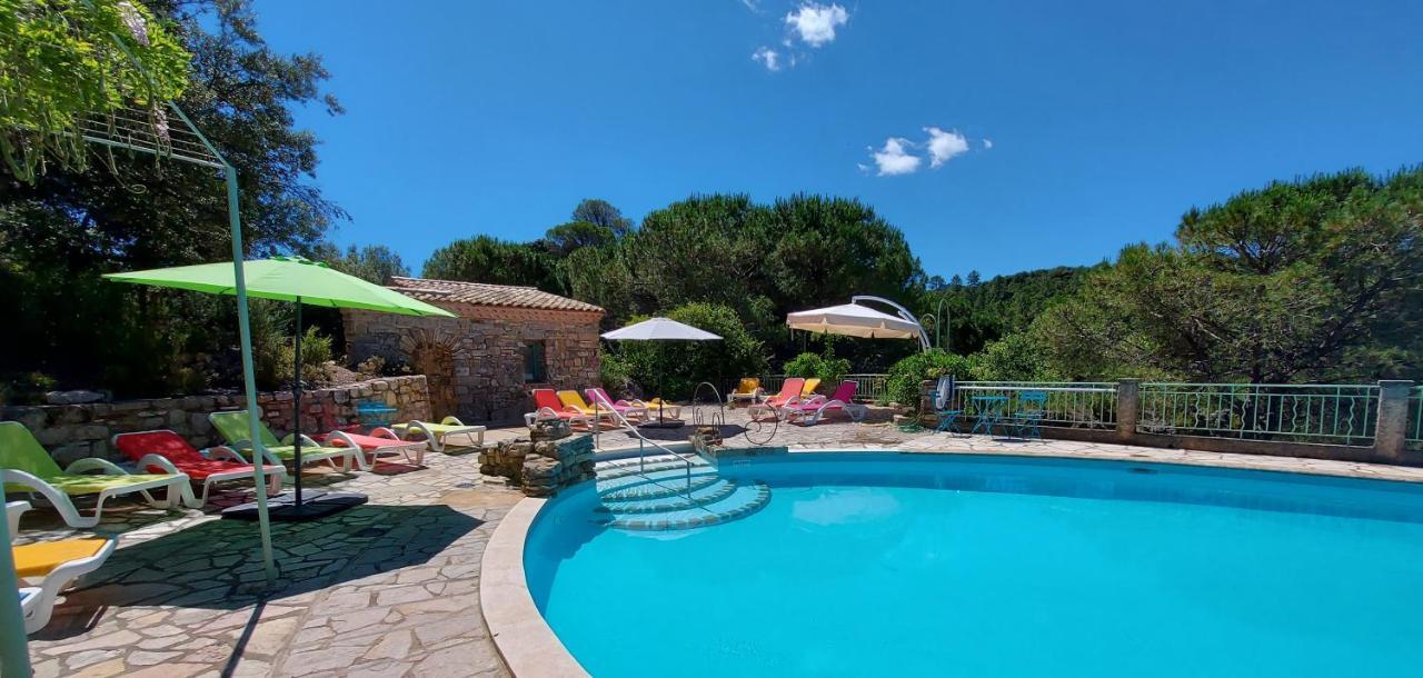 Hotel Les Hauts De Moureze Luaran gambar