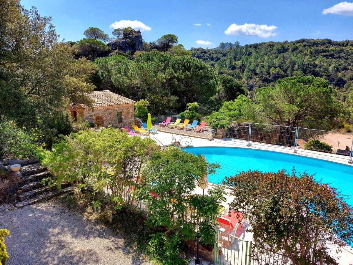 Hotel Les Hauts De Moureze Luaran gambar