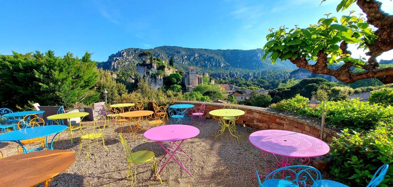 Hotel Les Hauts De Moureze Luaran gambar