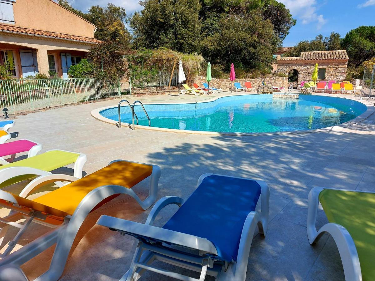Hotel Les Hauts De Moureze Luaran gambar